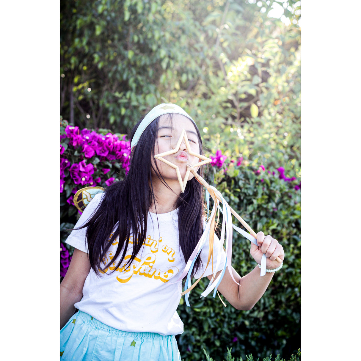 Poppie Wand - HoneyBug