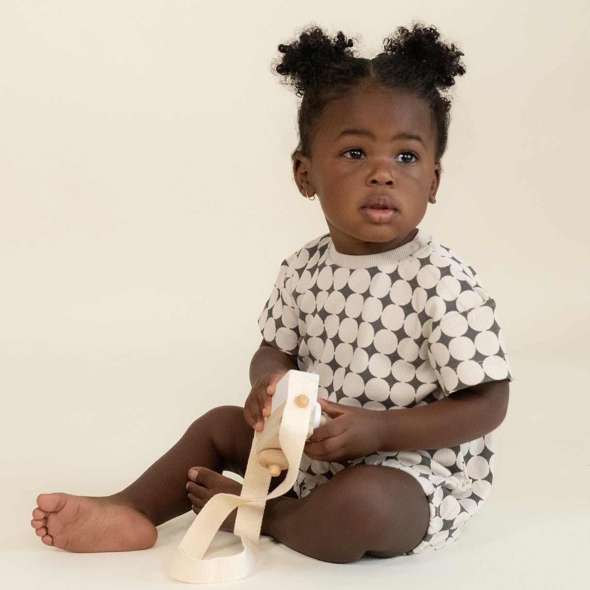 Organic Short Sleeve Bubble Romper - Mod Dots - HoneyBug