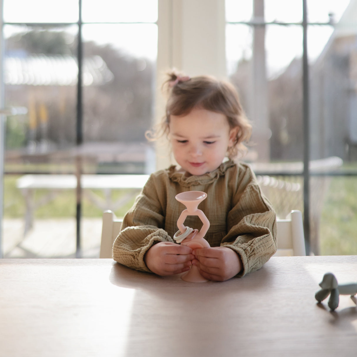 HexaPop Suction Toy - Shifting Sand - HoneyBug