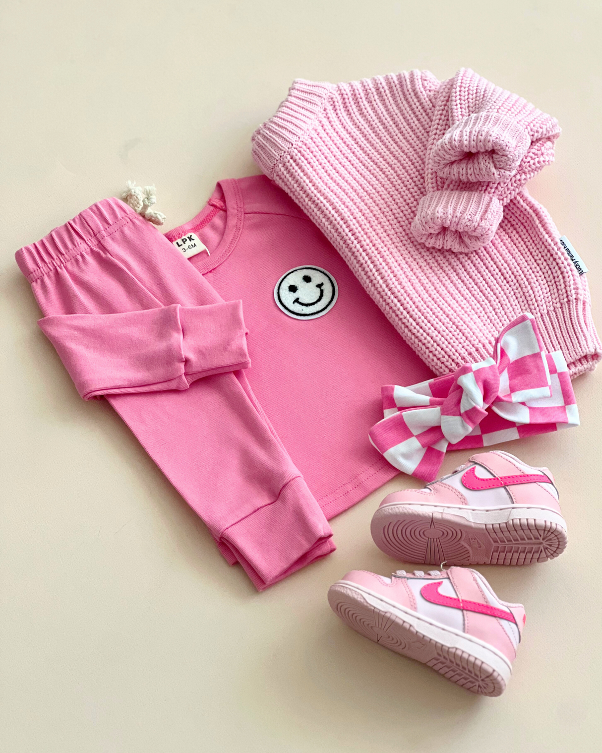 Lounge Set | Smiley Bubble Gum - HoneyBug