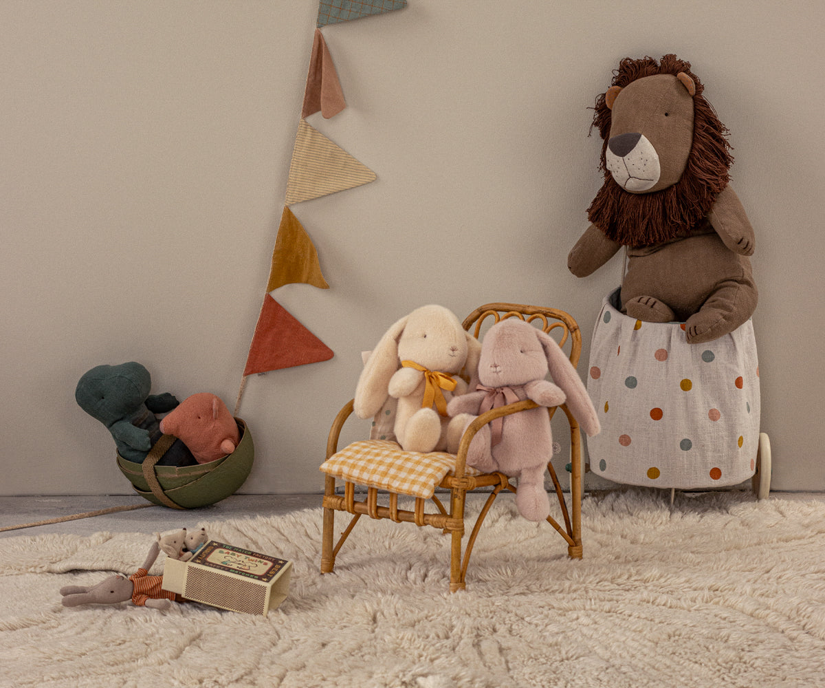 Bunny plush, Medium - Cream - HoneyBug