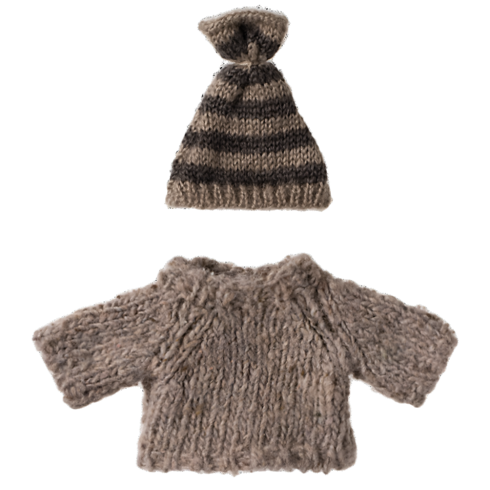 Knitted Sweater and Hat, Big brother mouse - HoneyBug