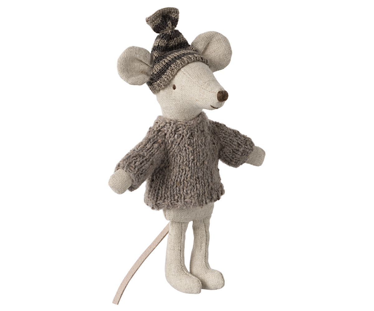 Knitted Sweater and Hat, Big brother mouse - HoneyBug