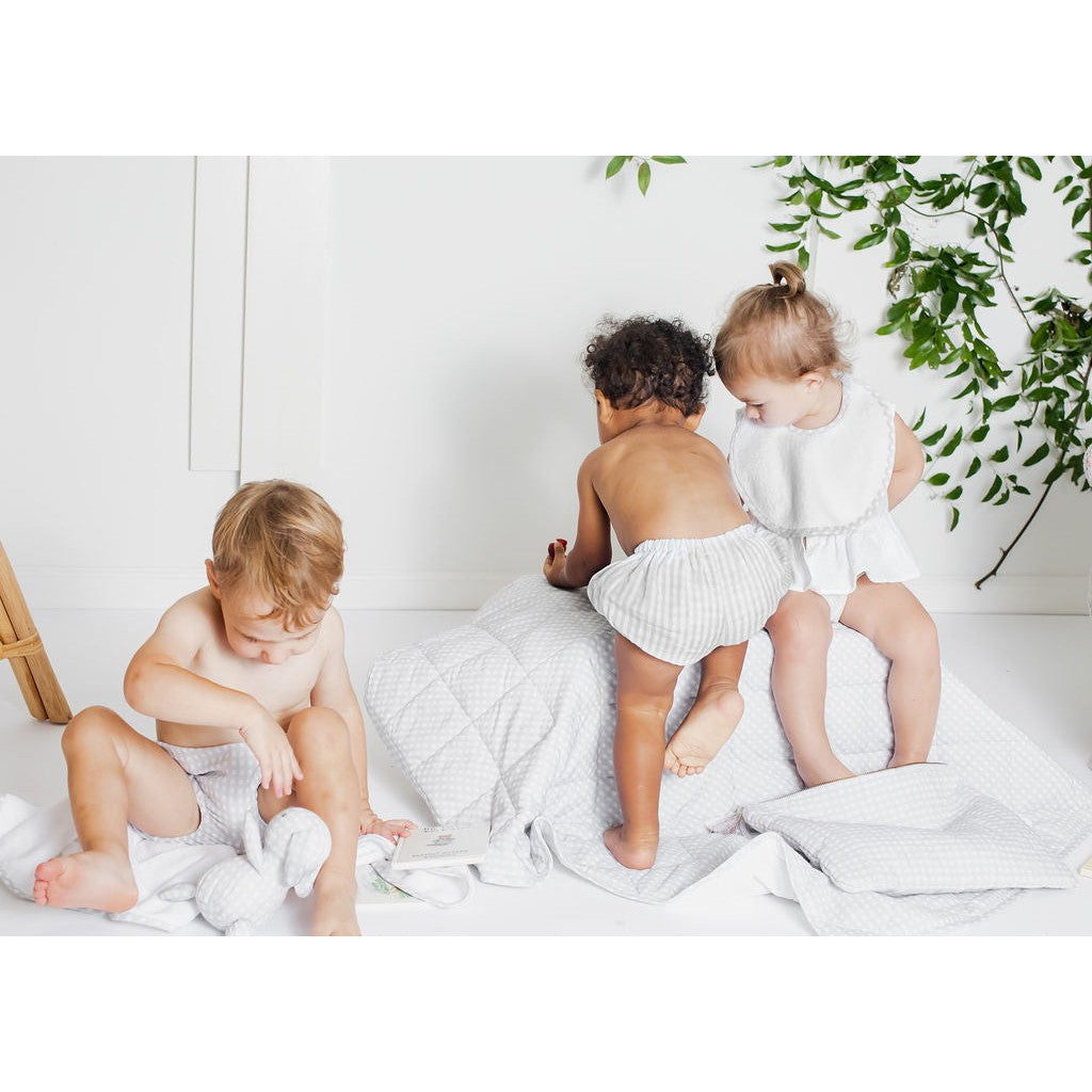 Newborn bib | grey gingham - HoneyBug