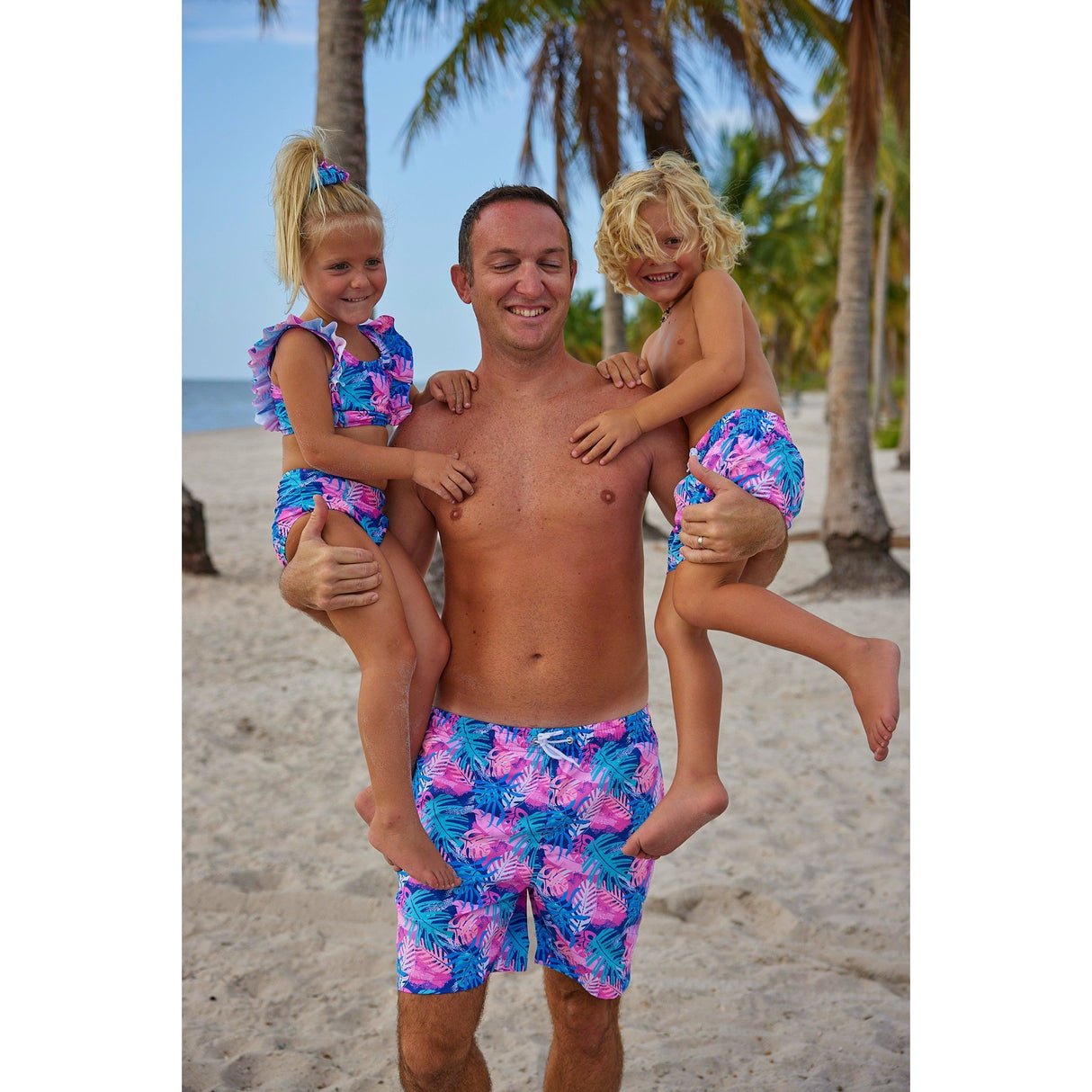 Dune Digs Men's Trunks - HoneyBug