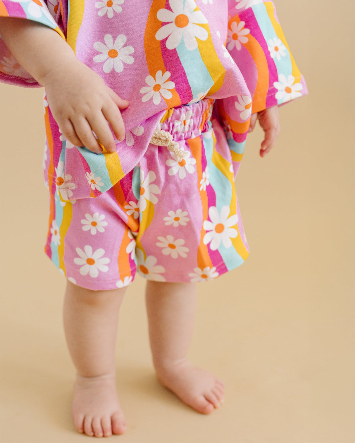 Shorts Set | Groovy Daisy - HoneyBug