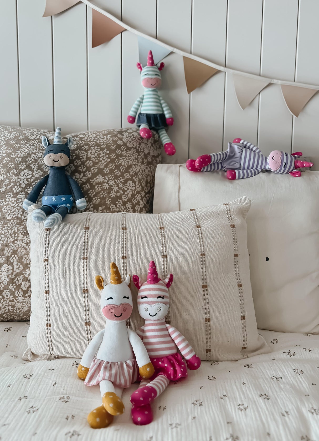 Tiny Dancing Unicorn - White - HoneyBug