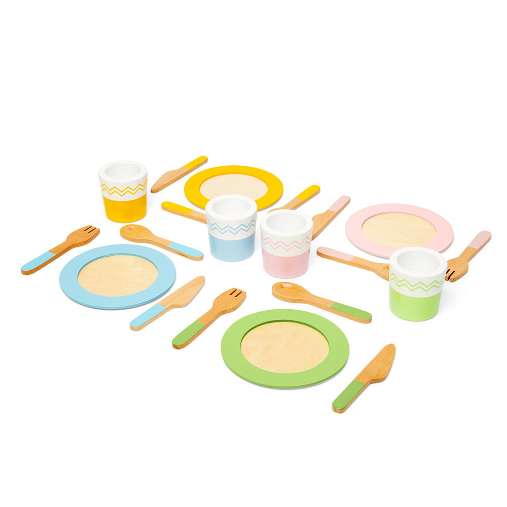 Dinner Service Set - HoneyBug