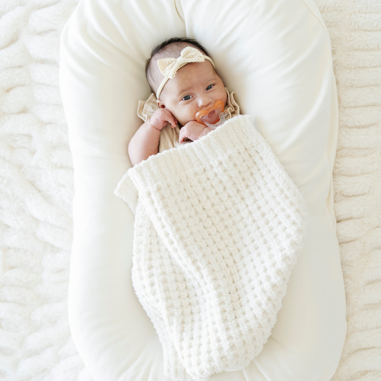 WAFFLE KNIT MINI BLANKETS