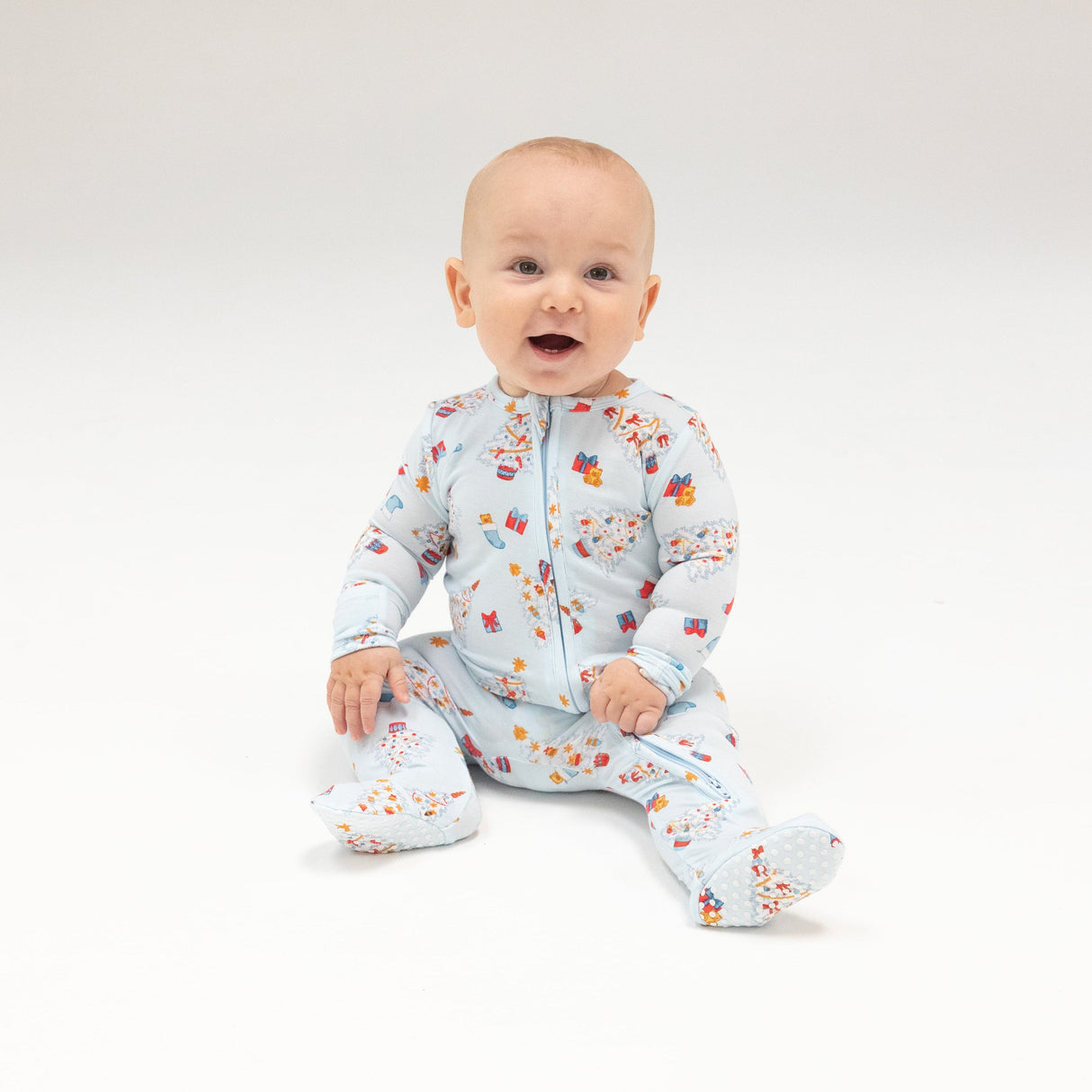 2 Way Zipper Footie - Vintage Christmas Trees Blue - HoneyBug