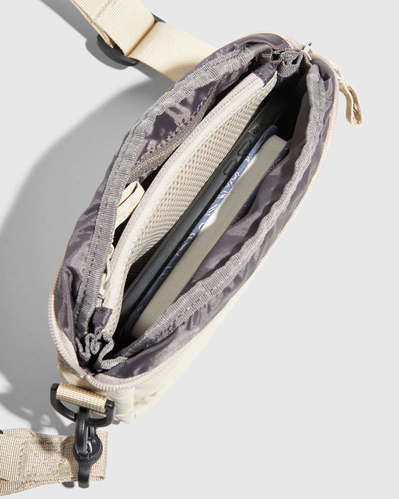 (Re)active™ 2L Convertible Crossbody - HoneyBug