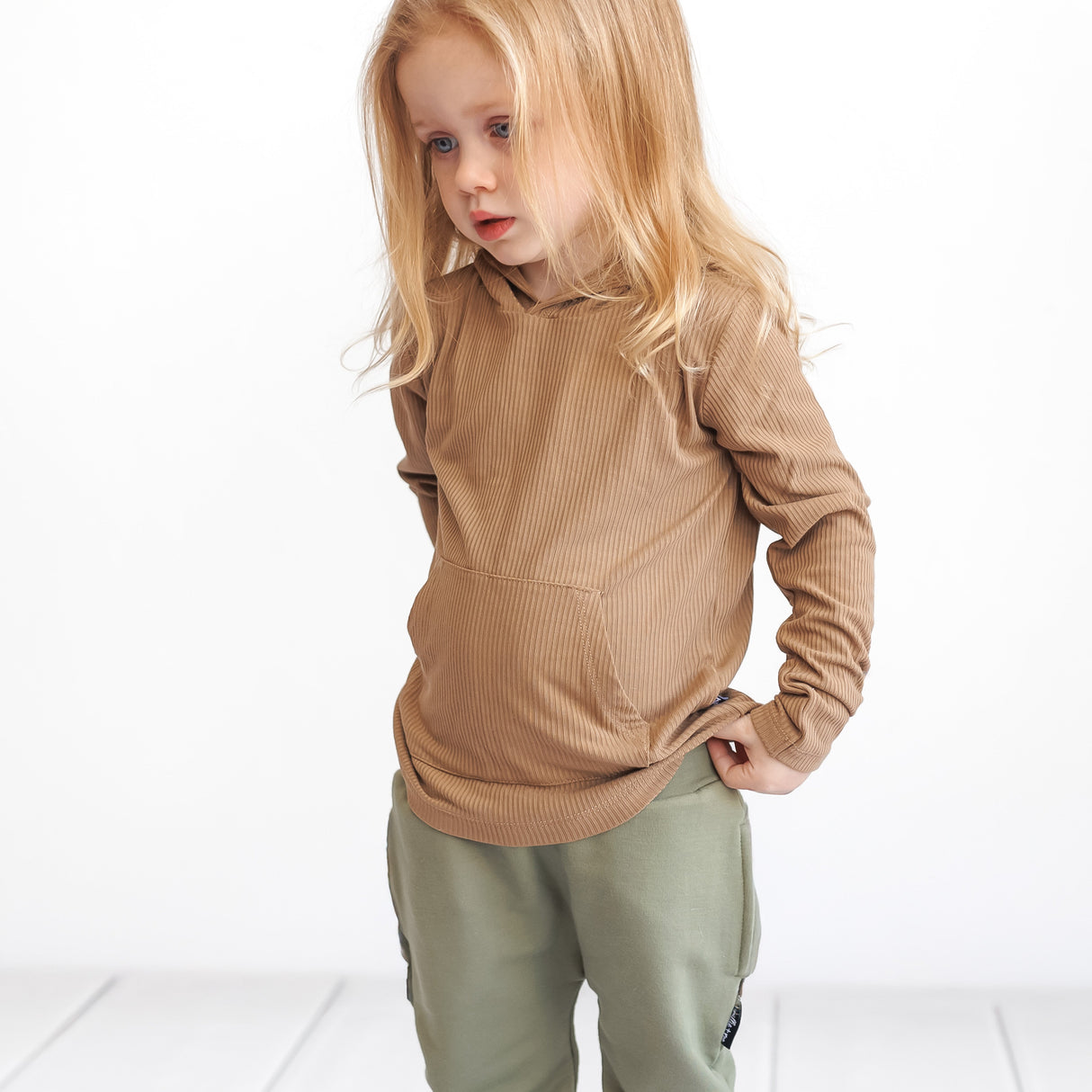 LONG SLEEVE HOODIE- Mocha - HoneyBug