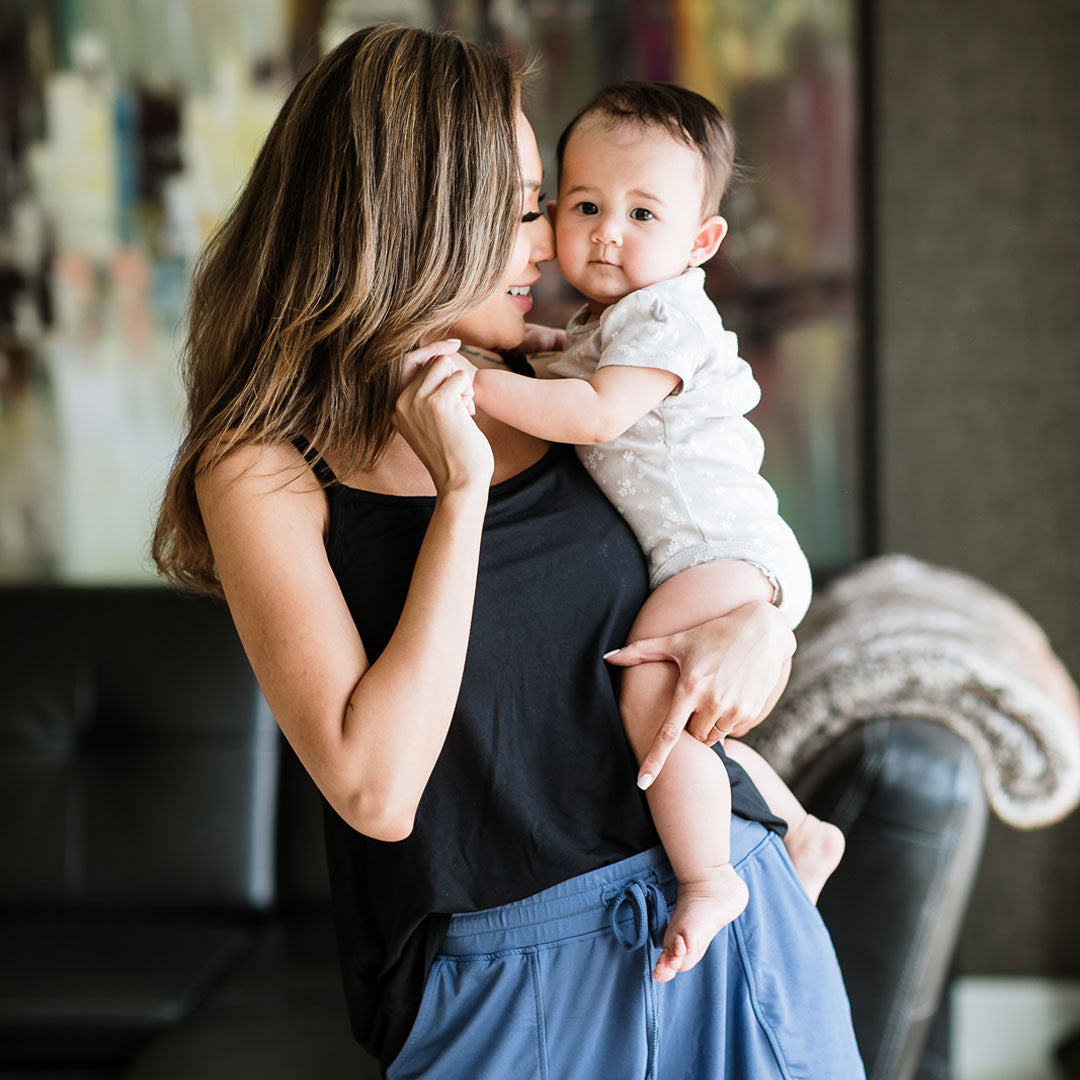 Bamboo Lounge Around Nursing & Maternity Tank | Black - HoneyBug
