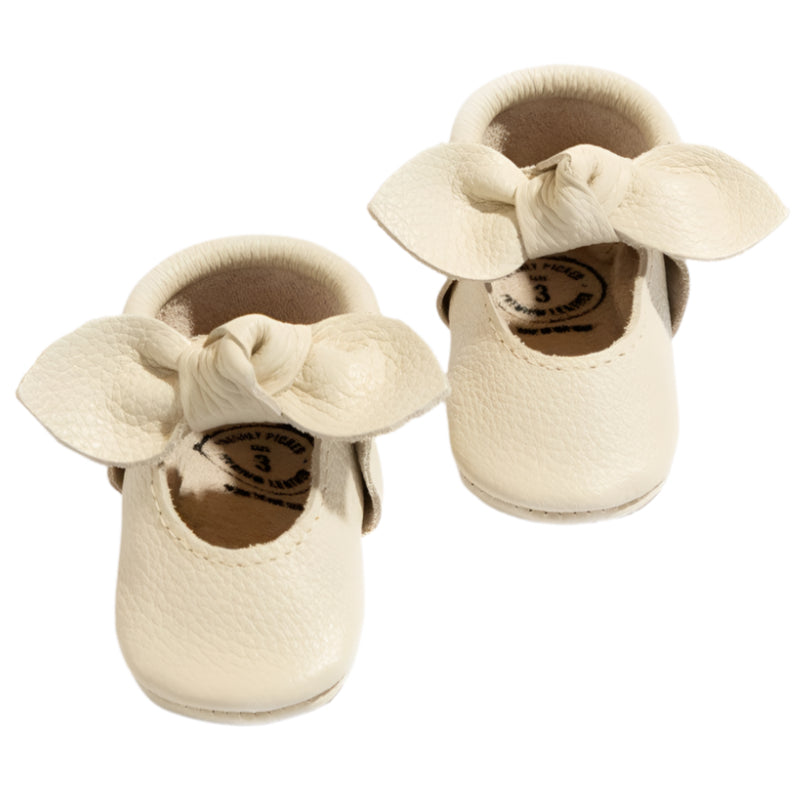 Birch Knotted Bow Baby Shoe - HoneyBug
