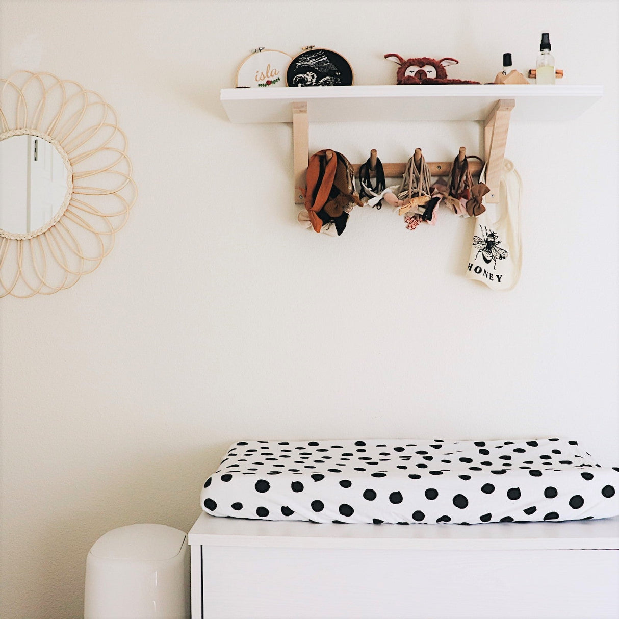 Changing Pad Cover | Cradle Sheet Set - Black & White Abstract - HoneyBug