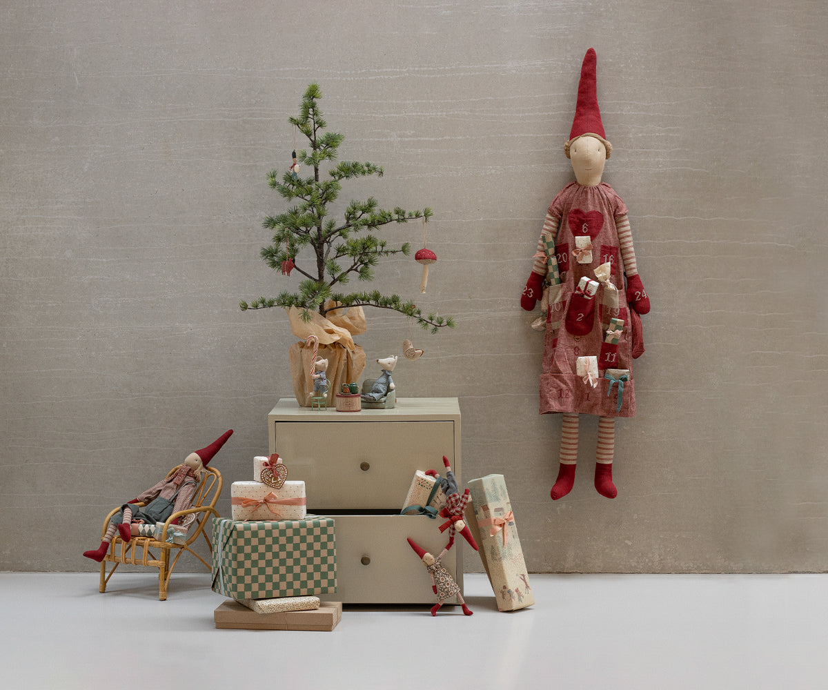 Pixy, Size 1 - Boy - Red Checkered Shirt - HoneyBug