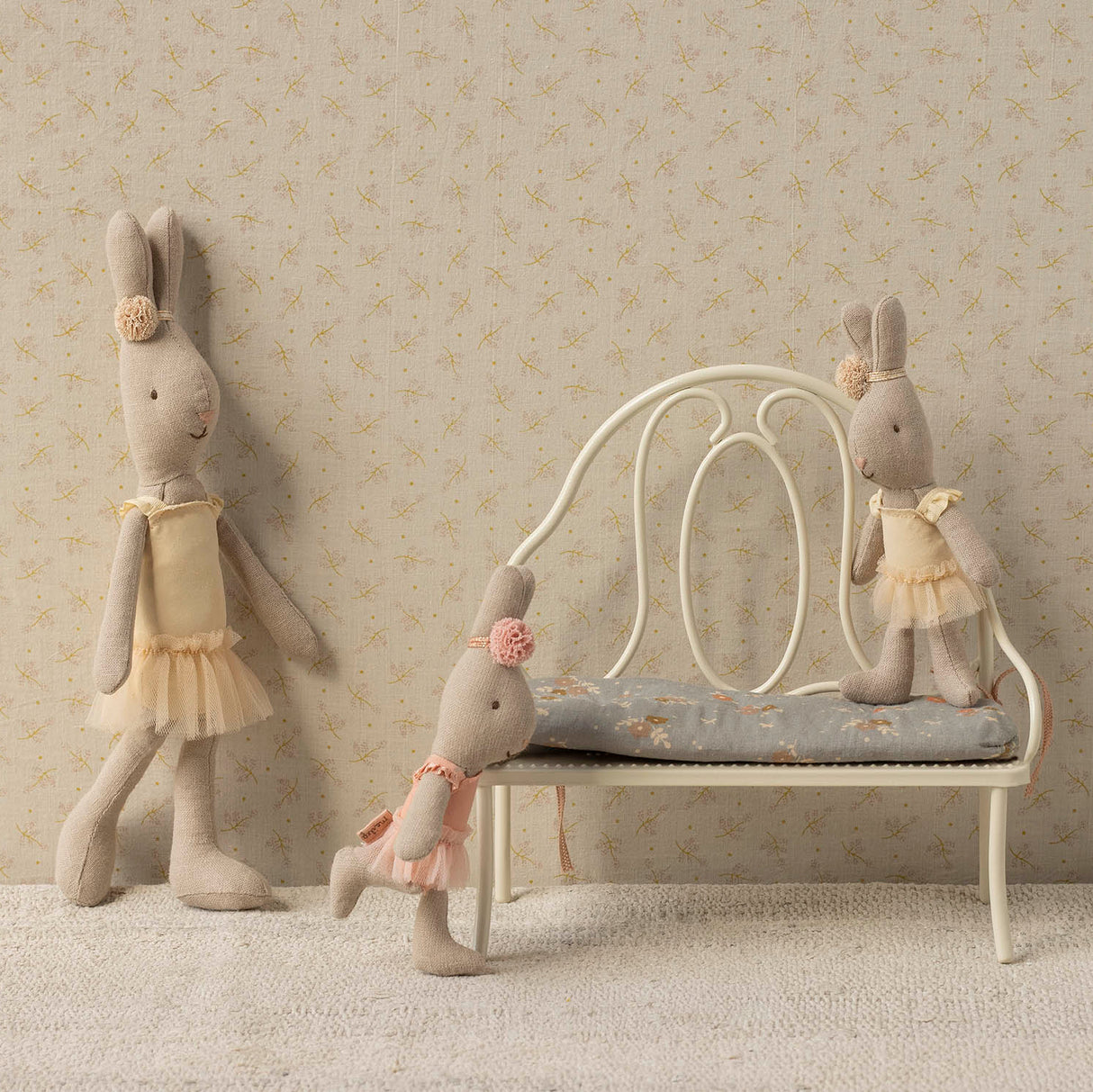 Rabbit size 1, Classic - Ballet suit and skirt cream