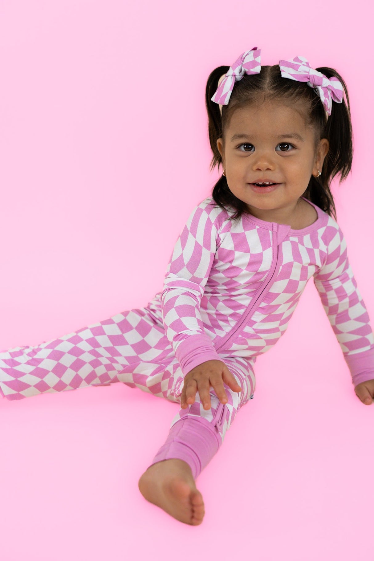 BUBBLEGUM WAVY CHECKERS DREAM ROMPER - HoneyBug