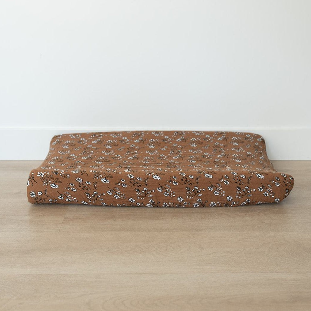 Vintage Floral Muslin Changing Pad Cover - HoneyBug