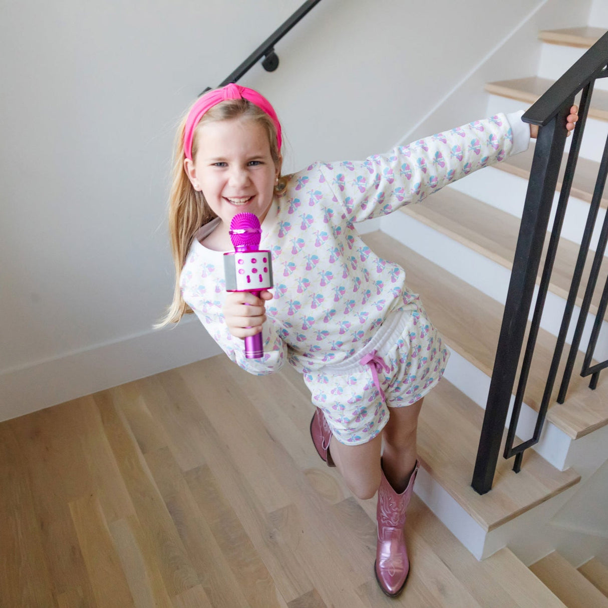 Stella Girls' Sweatshirt Short Set - Music Superstar - HoneyBug