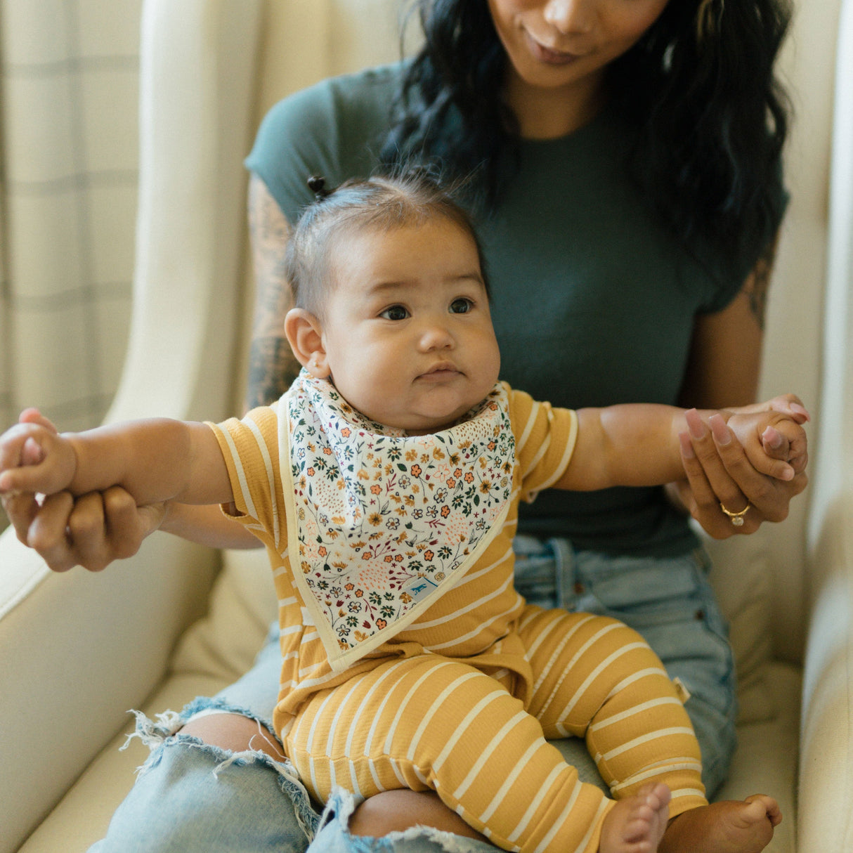 Cotton Muslin + Fleece Bandana Bib 4 Pack - Vintage Floral - HoneyBug