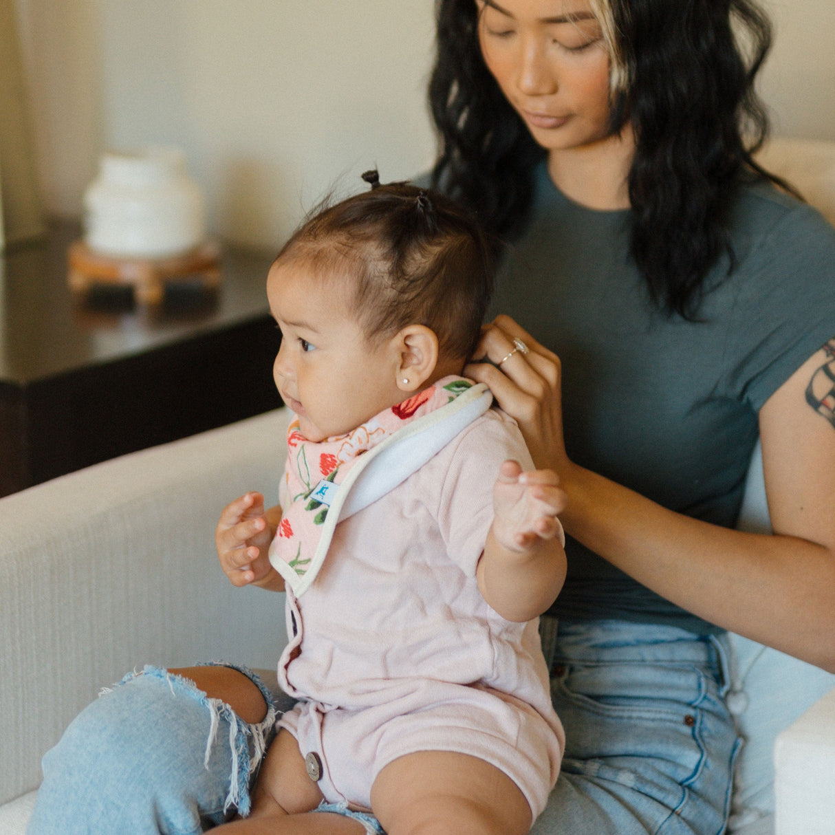 Cotton Muslin + Fleece Bandana Bib 4 Pack - Vintage Floral - HoneyBug