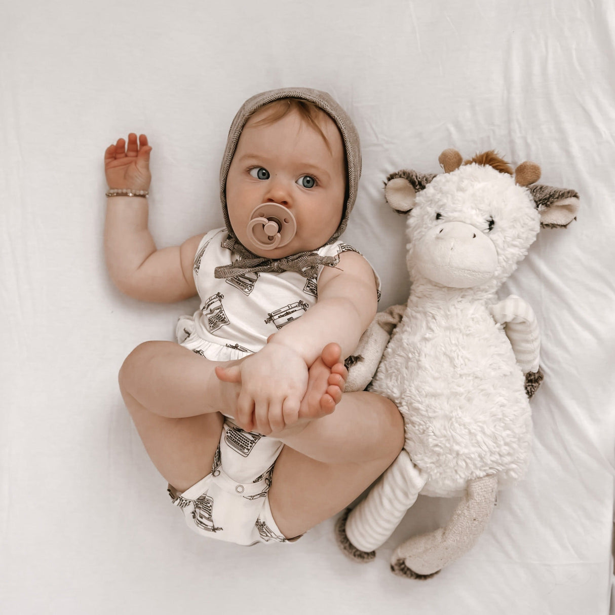 Crib Sheet Set - Solid White - HoneyBug