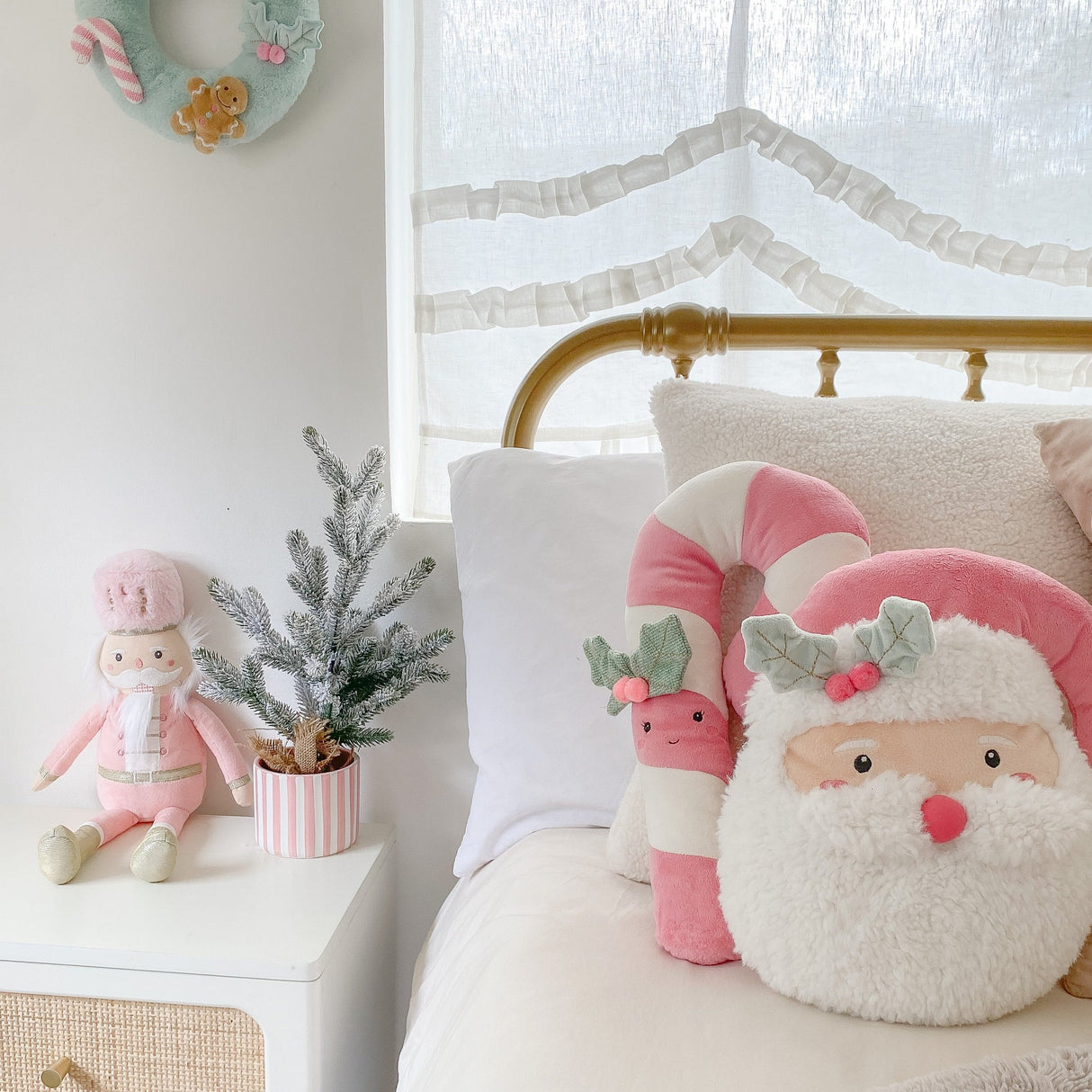 Pink Santa Accent Decor - HoneyBug