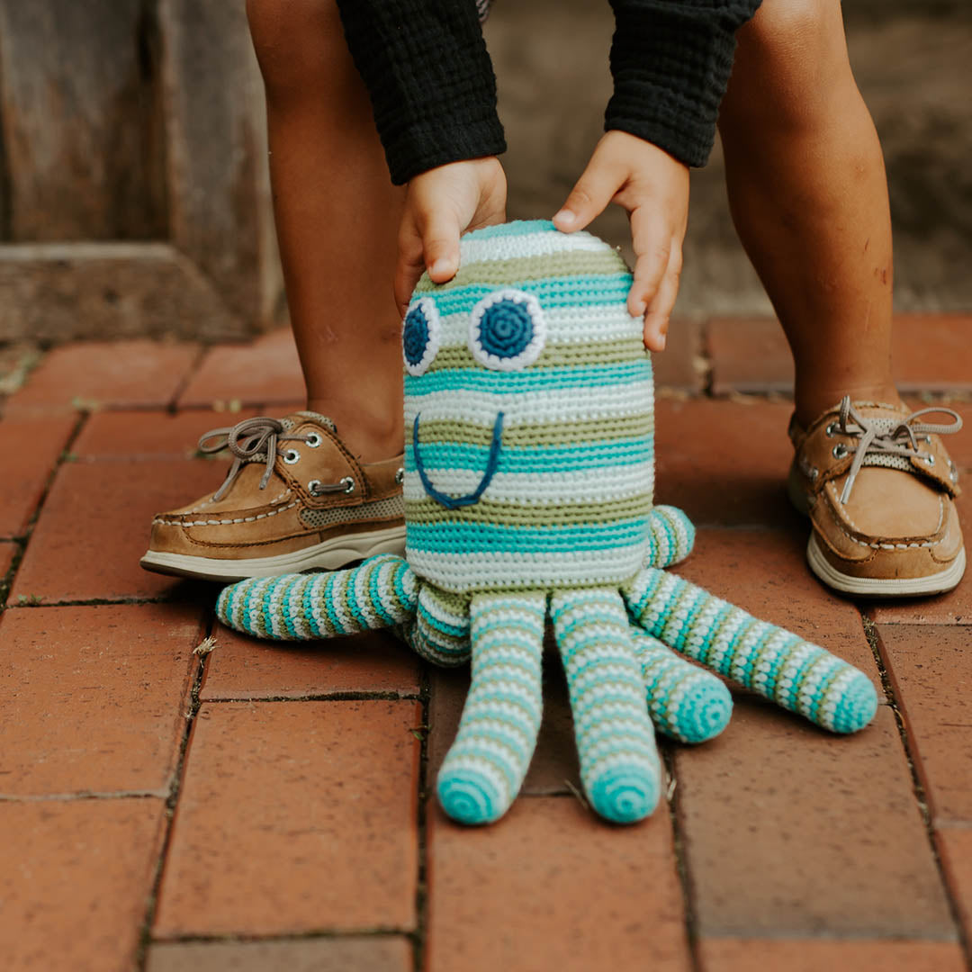 Large Octopus - HoneyBug