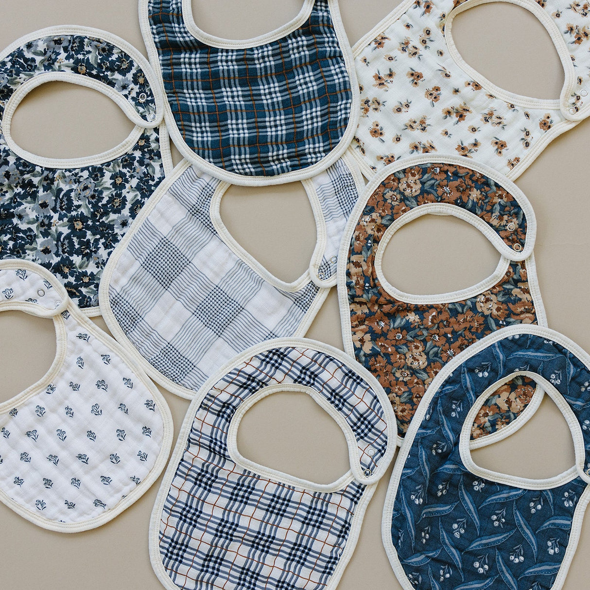 Navy Berry Classic Muslin Bib - HoneyBug