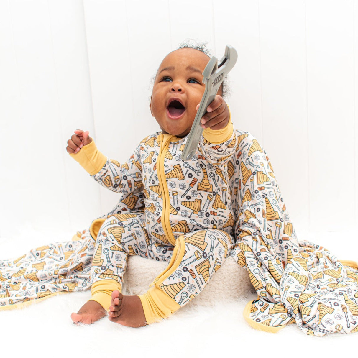 ZIP ROMPER- Tools - HoneyBug