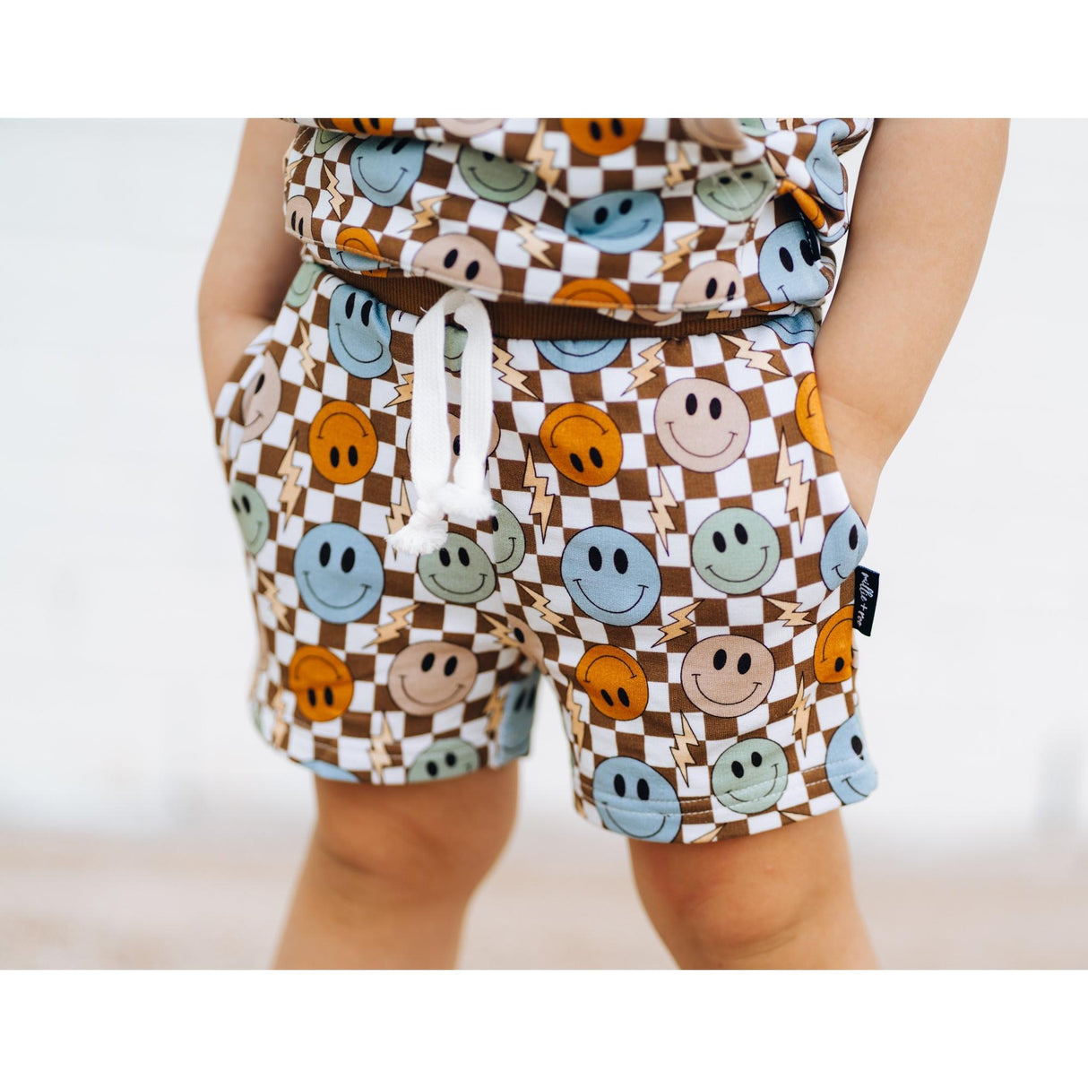 BAMBOO JOGGER SHORTS- Beige Happy Smiles - HoneyBug