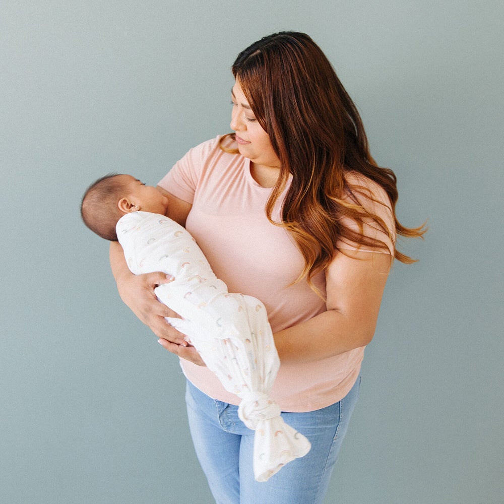 Rainbows Swaddle II - HoneyBug