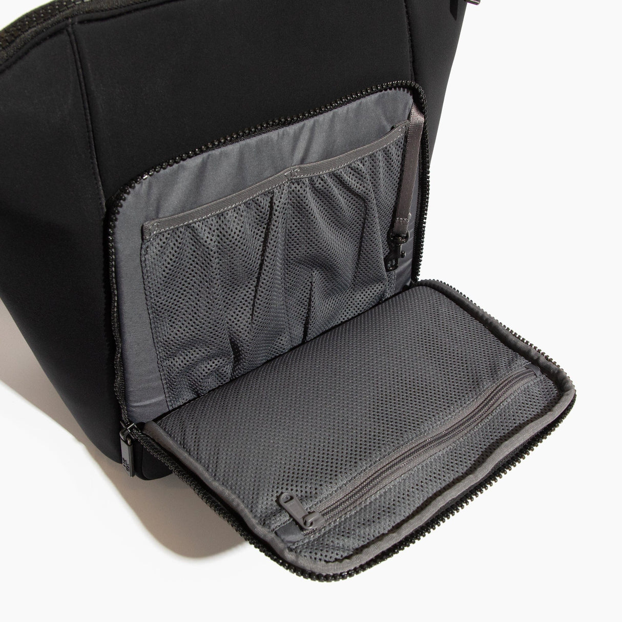 Ebony Seoul Neoprene Backpack II - HoneyBug