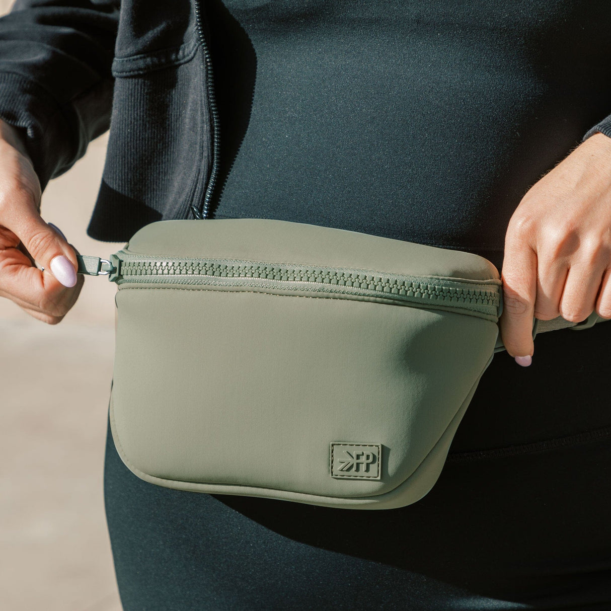 Sage Seoul Neoprene Play Pack - HoneyBug