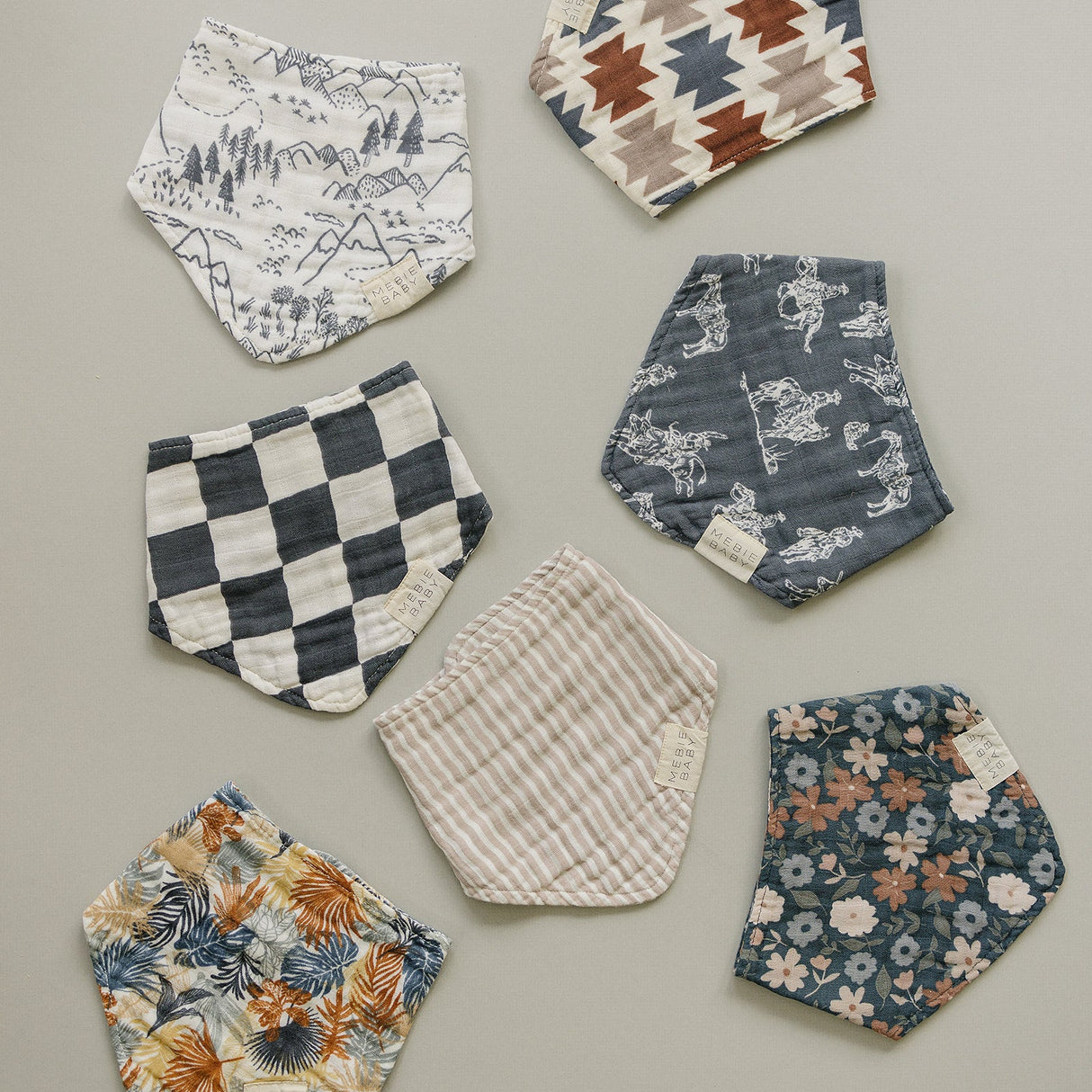 Charcoal Checkered Muslin Bib - HoneyBug