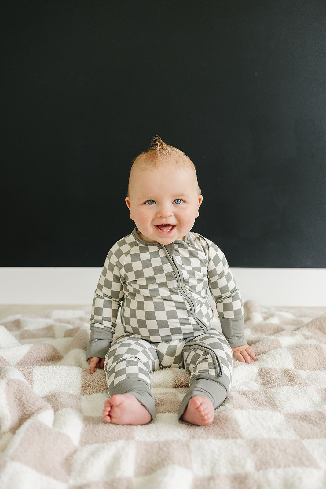 Light Green Checkered Bamboo Zipper - HoneyBug
