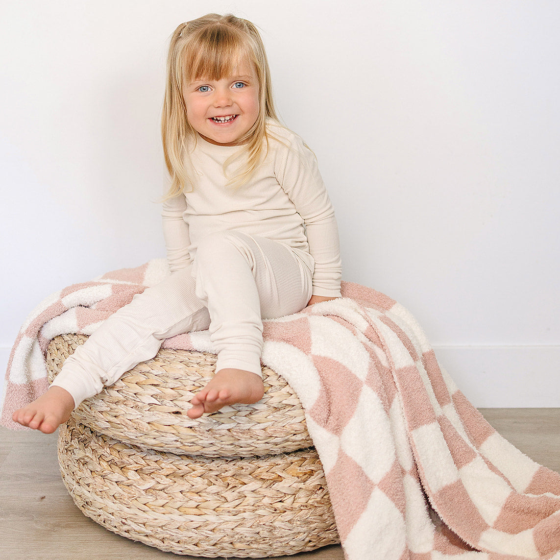 Pink Checkered Plush Blanket