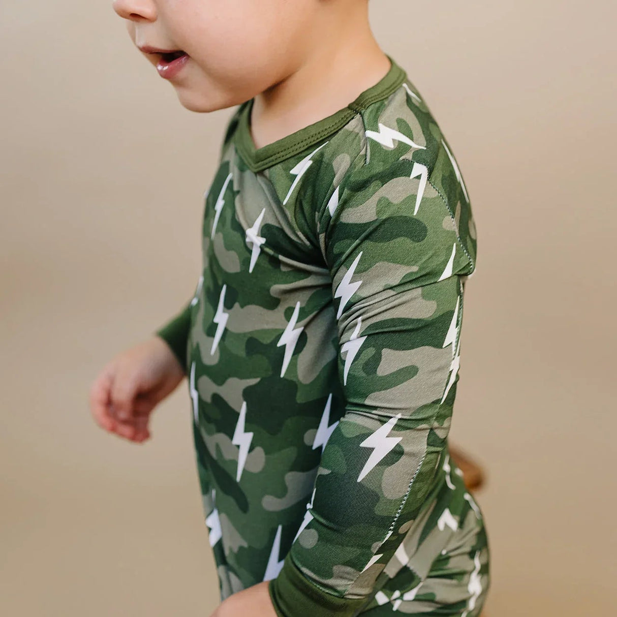 Bamboo Two Piece Set | Green Camo Bolts