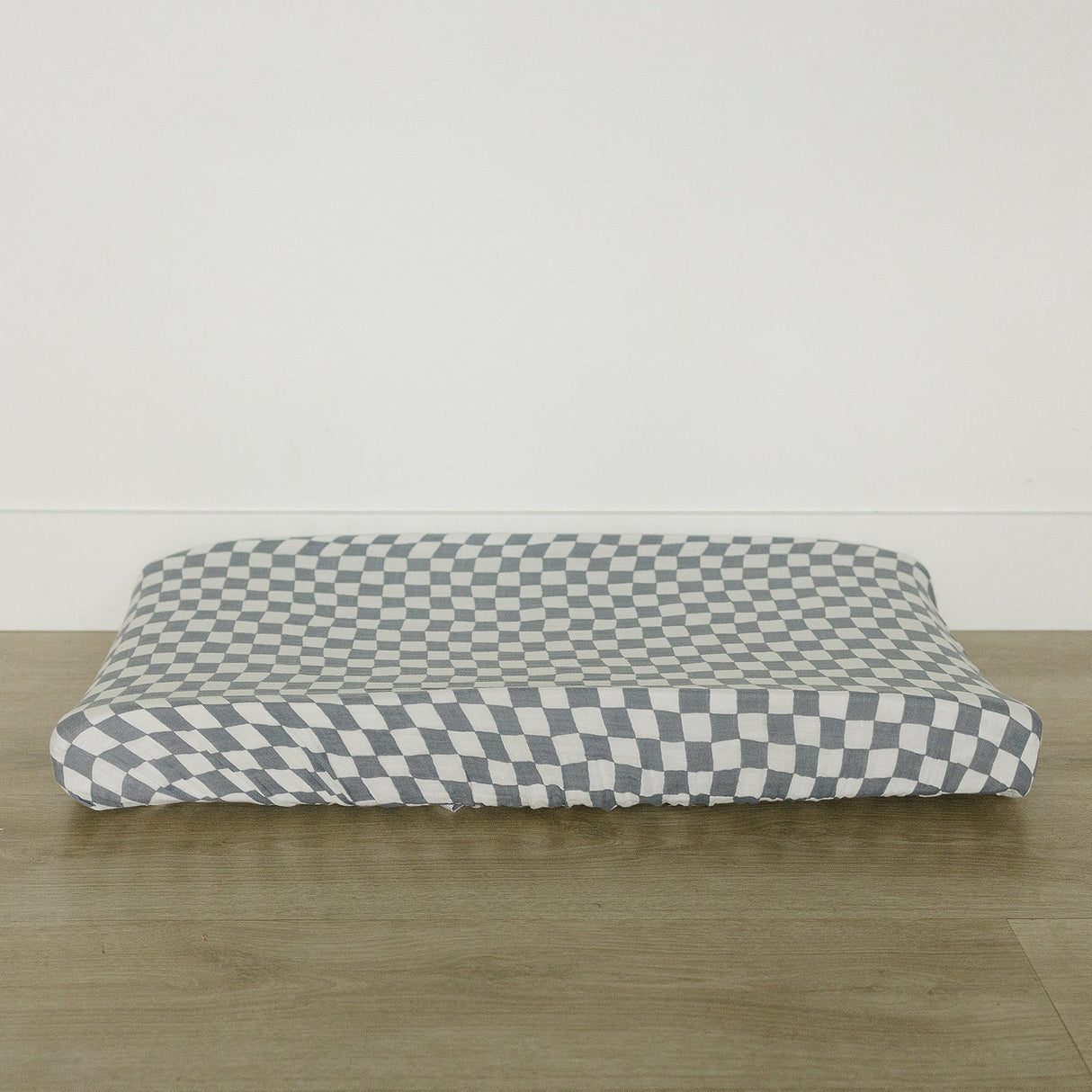 Dusty Blue Wavy Checkered Muslin Changing Pad Cover - HoneyBug