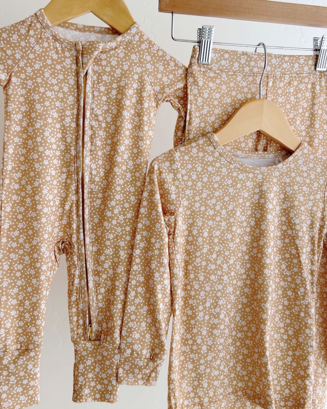 Bamboo Two Piece Set | Neutral Garden - HoneyBug