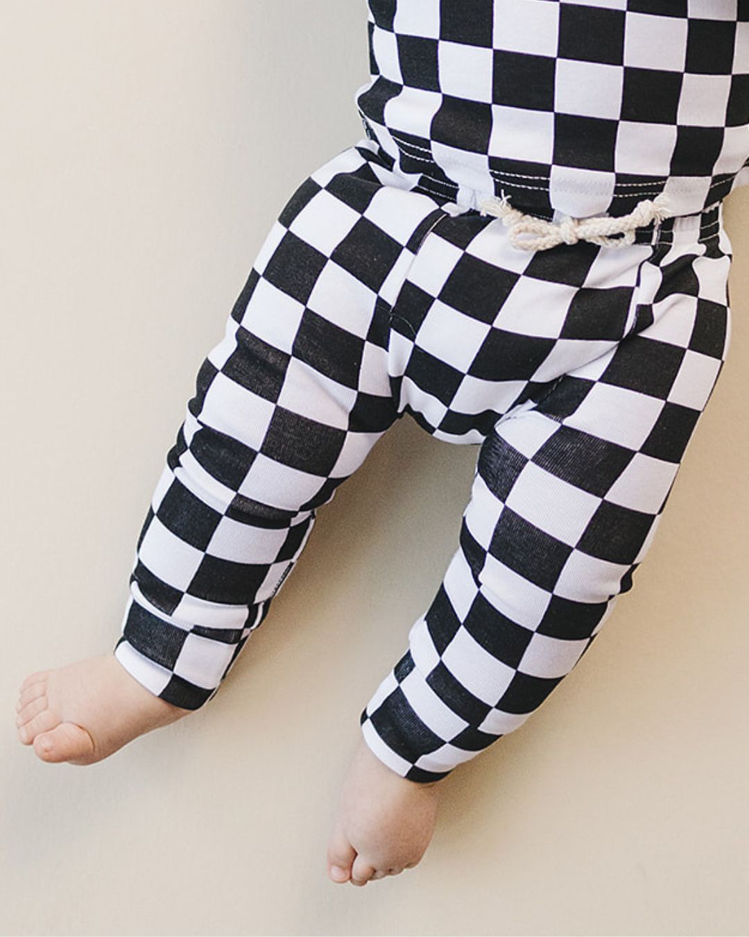 Checkered Smiley Lounge Set | Black - HoneyBug
