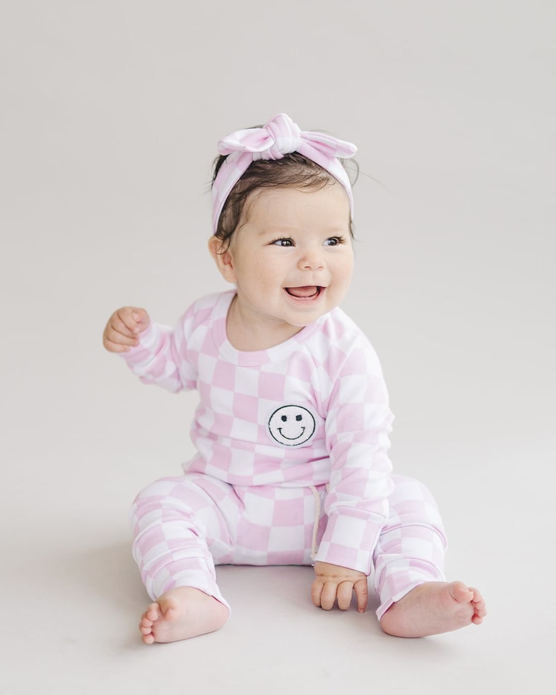 Checkered Smiley Lounge Set | Pink - HoneyBug