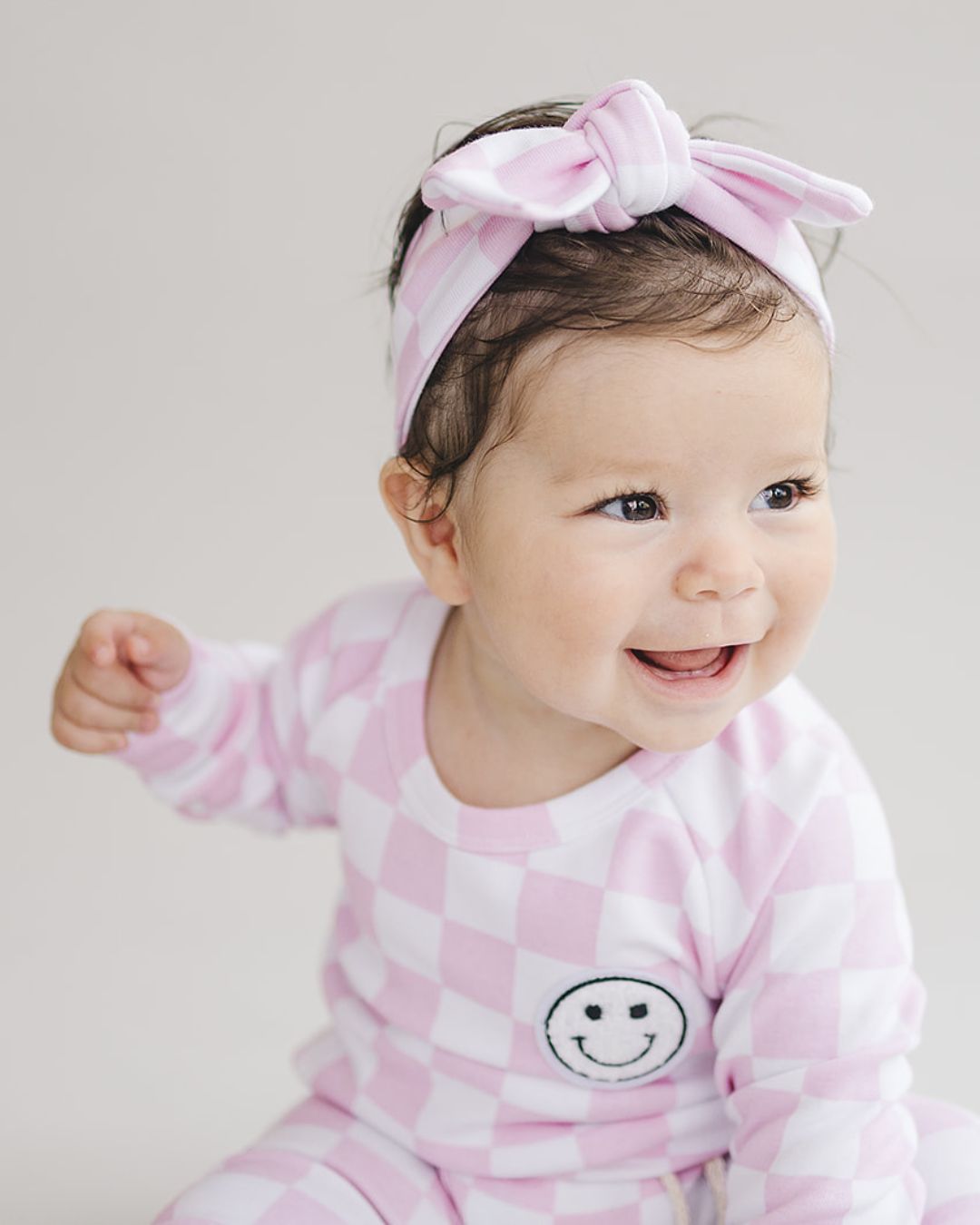 Checkered Smiley Lounge Set | Pink - HoneyBug
