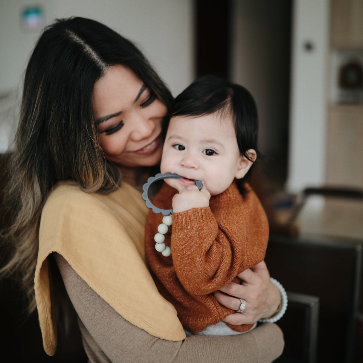 Flower Teether Bracelet - HoneyBug
