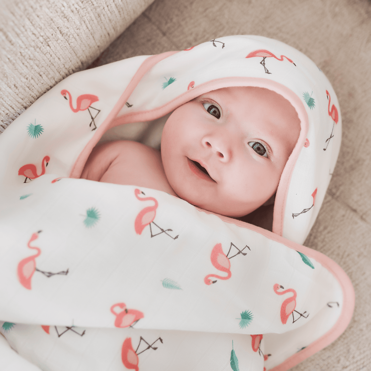 Flamingo Hooded Towel Set - HoneyBug