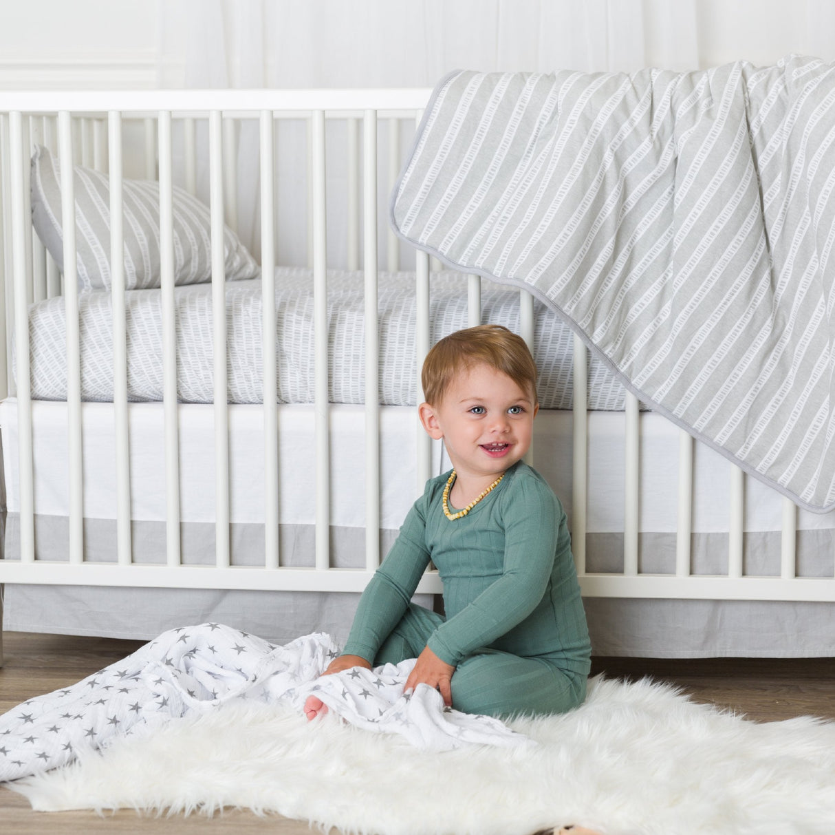 Four Piece Baby Crib Set - HoneyBug