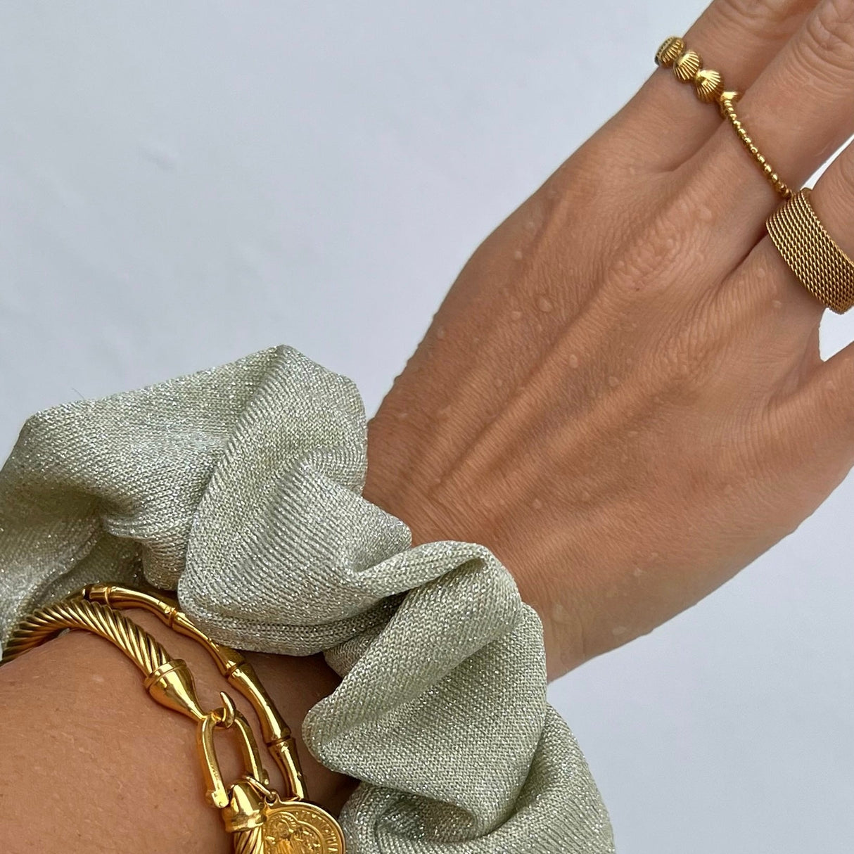 Libby Shell Ring - HoneyBug