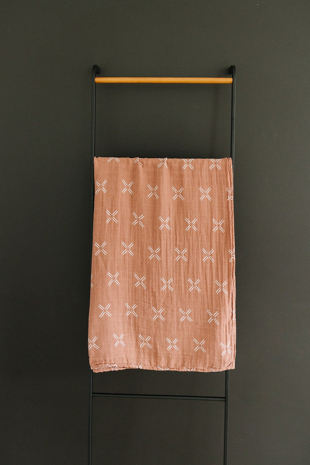 Just Peachy Muslin Swaddle Blanket - HoneyBug