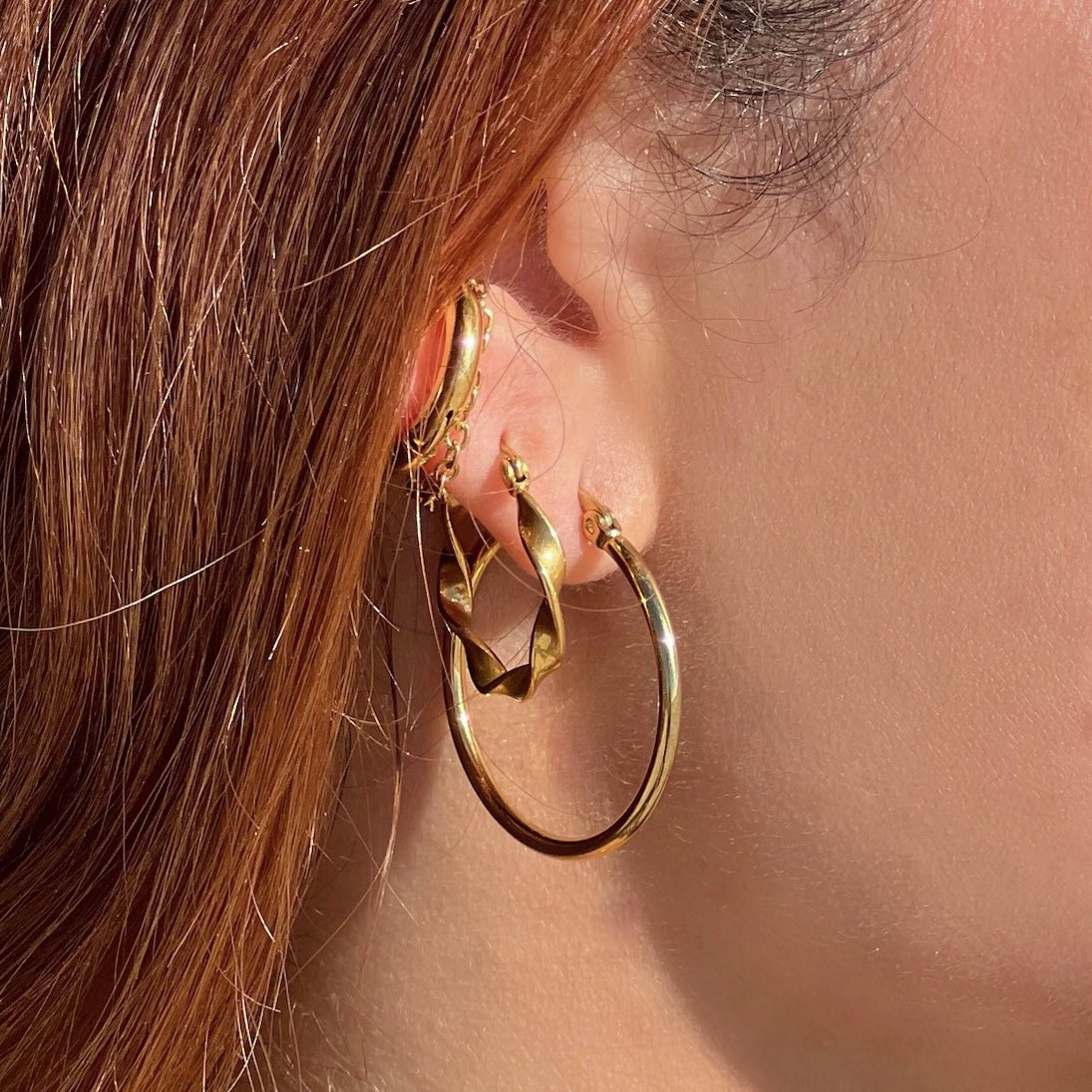 Laurette Medium Hoop Earring - HoneyBug